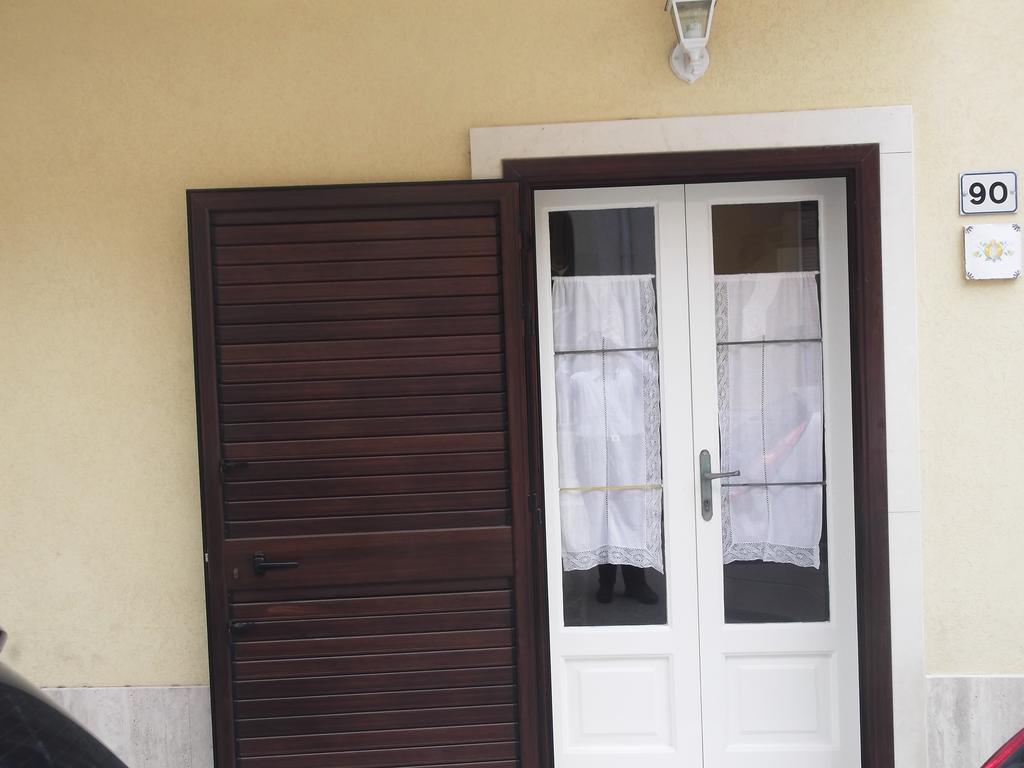 Casa Vacanze Le Rose Marina di Ragusa Exterior foto